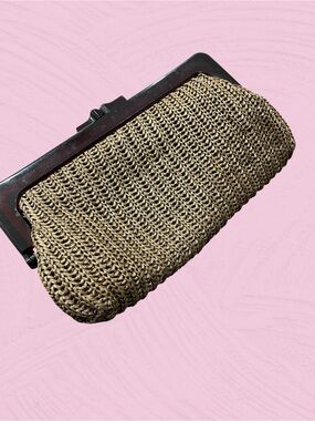 Lucite Bakelite 60’s and crochet vintage clutch